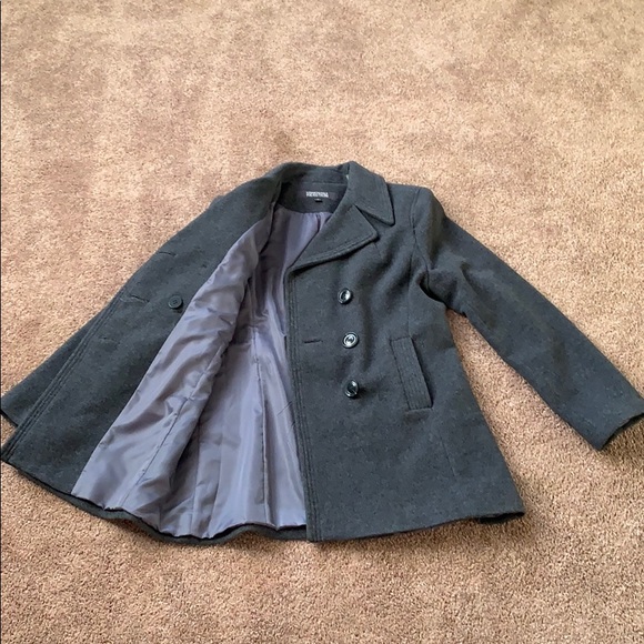 Women’s Peacoat - Picture 4 of 7